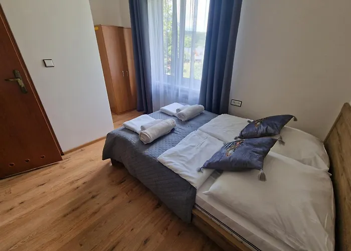 Justynka Konukevi 3*